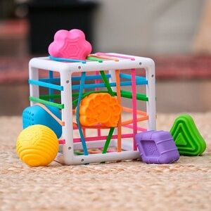 Inny Bin Fat Brain Toys